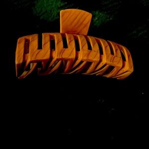 Wooden designed hair claw clip